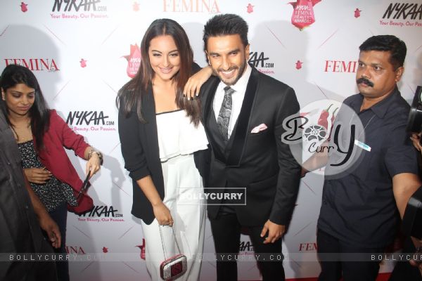 Ranveer Singh and Sonakshi Sinha at Femina Beauty Awards 2016