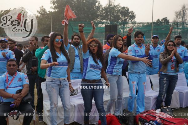 Bhojpuri Dabanggs Cheers Their Team at 'Celebrity Cricket League' Match