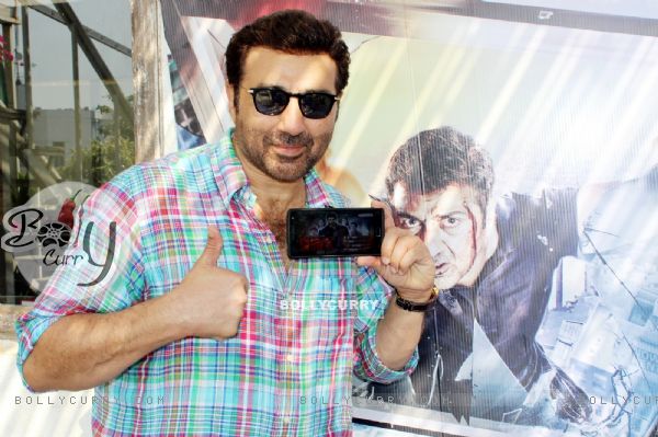 Sunny Deol Launces 'Ghayal Once Again' Mobile Game (395076)