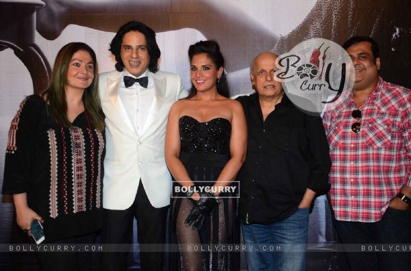 Richa Chadda, Rahul Roy, Pooja Bhatt and Mahesh Bhatt at Launch of film Cabaret & On Location Shoot