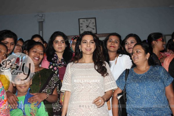 Juhi Chawla at Special Screening of 'Chalk N Duster' for 500 Teachers (395370)