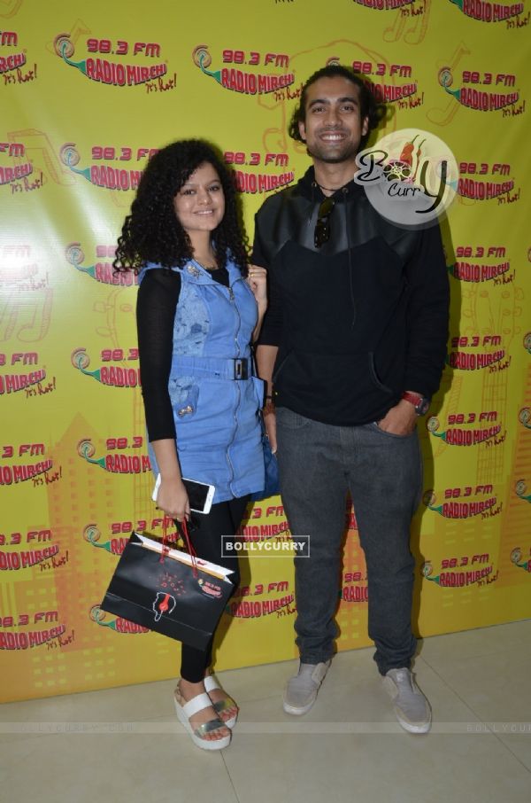 Palak Muchhal and Jubin Nautiyal Goes Live at Radio Mirchi for Promotions of 'Ishq Forever' (395389)