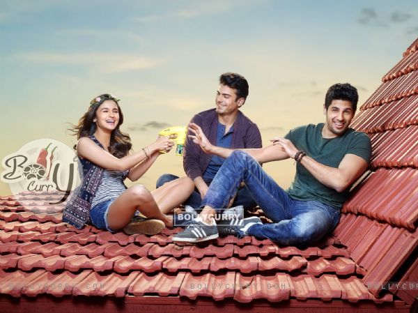Kapoor & Sons New Poster (395405)