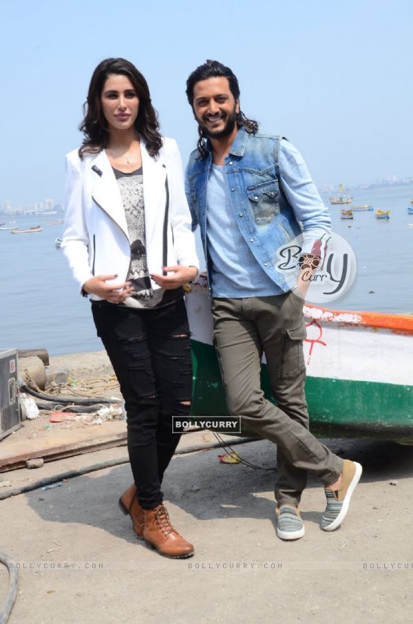 Nargis Fakhri and Riteish Deshmukh at  Launch of Film 'Banjo' (395480)