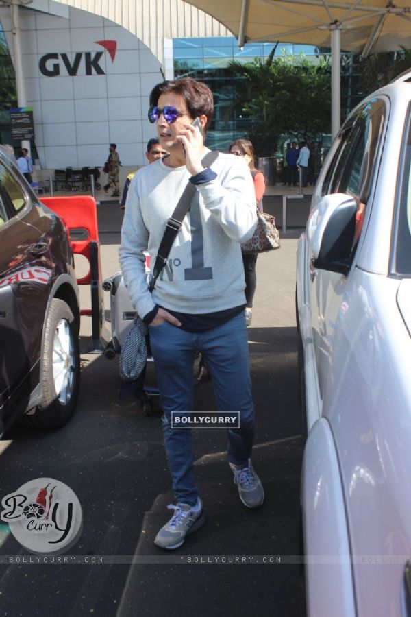 Jimmy Shergill Snapped at Airport