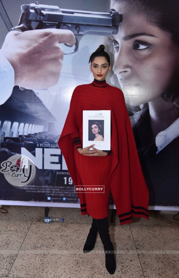 Sonam Kapoor in Dazzling Dress at Promotions of 'Neerja' in Delhi