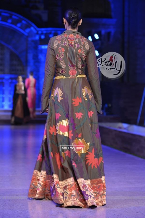 Neeta Lulla Show at Make in India Bridal Couture Show