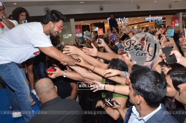 Ranveer Singh greets his fans at Gap Jeans Store Launch
