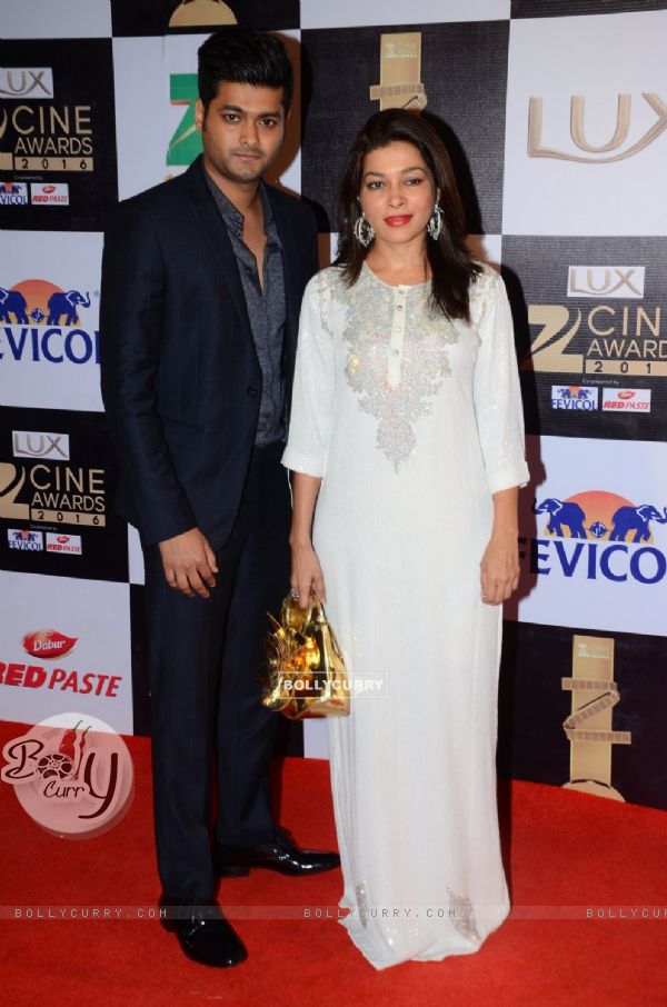 Sangeetha Ahir at Zee Cine Awards 2016