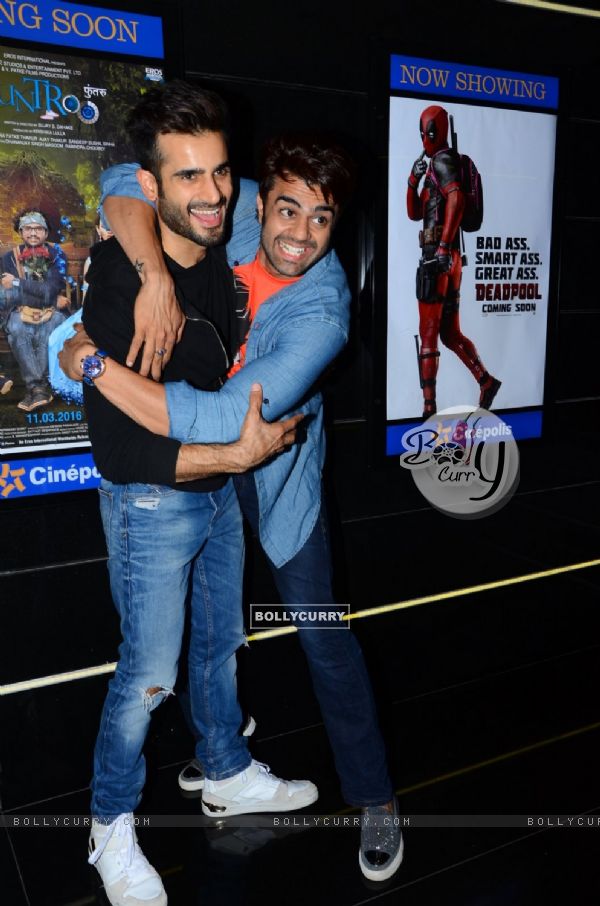 Karan Tacker and Manish Paul at Special Screening of 'Tere Bin Laden: Dead or Alive' (397539)
