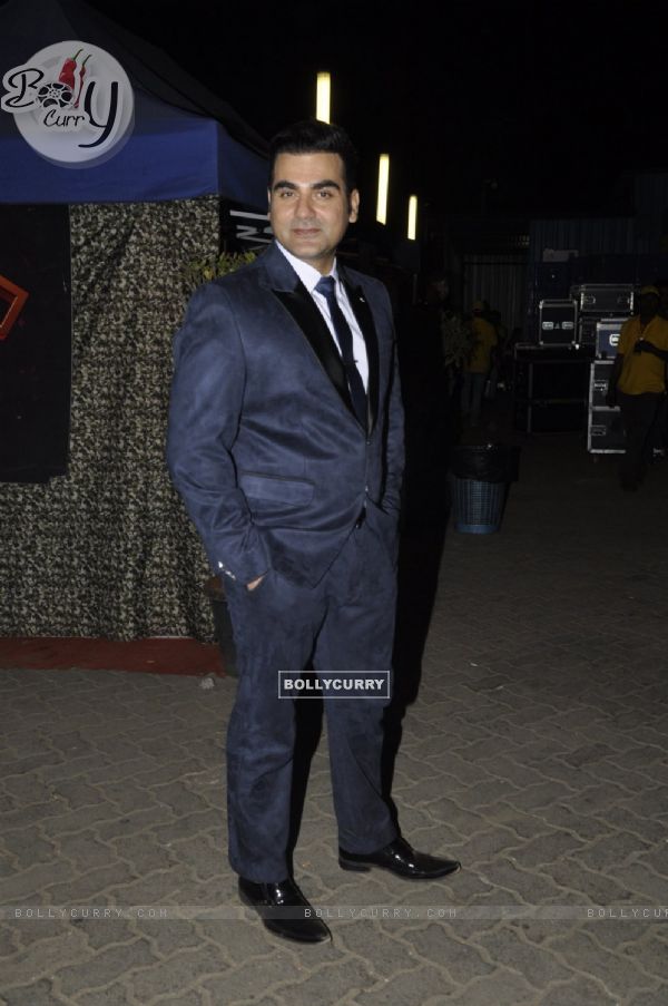 Arbaaz Khan poses for the media at 'Power Couple' Finale Shoot