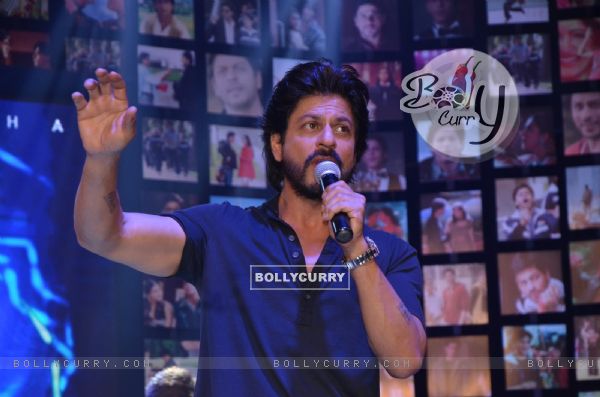 Shah Rukh Khan talks about his film at Trailer Launch of 'FAN' (397965)