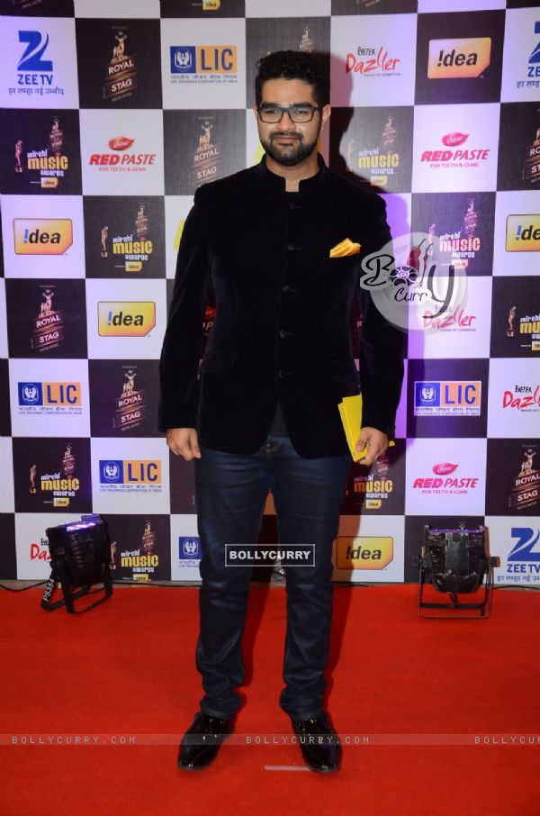 Siddharth Mahadevan at Mirchi Music Awards 2016