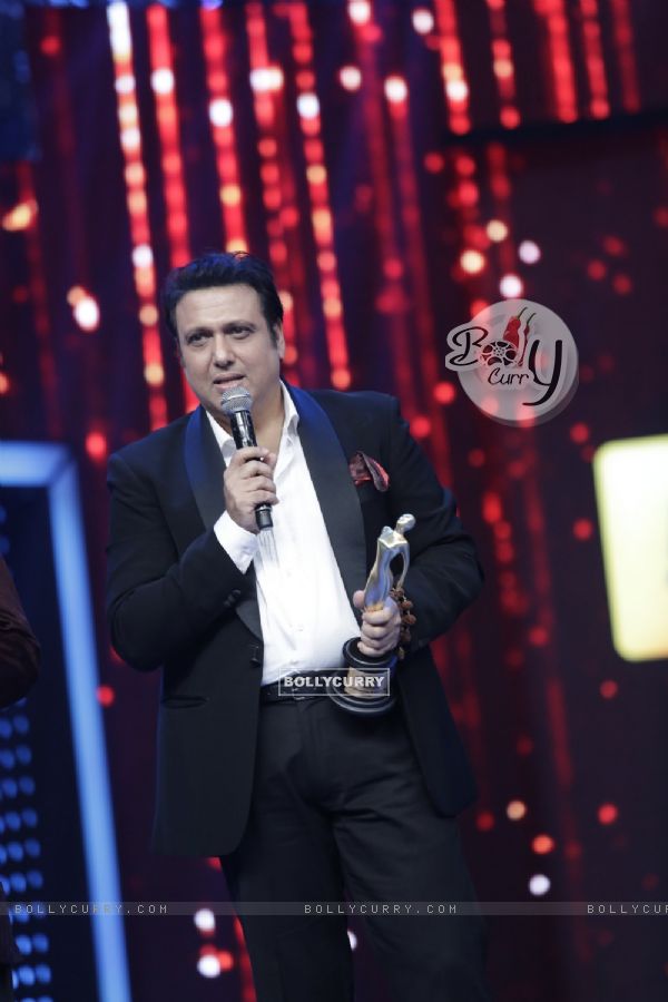 Govinda gives his Award acceptance Speech at Mirchi Music Awards 2016