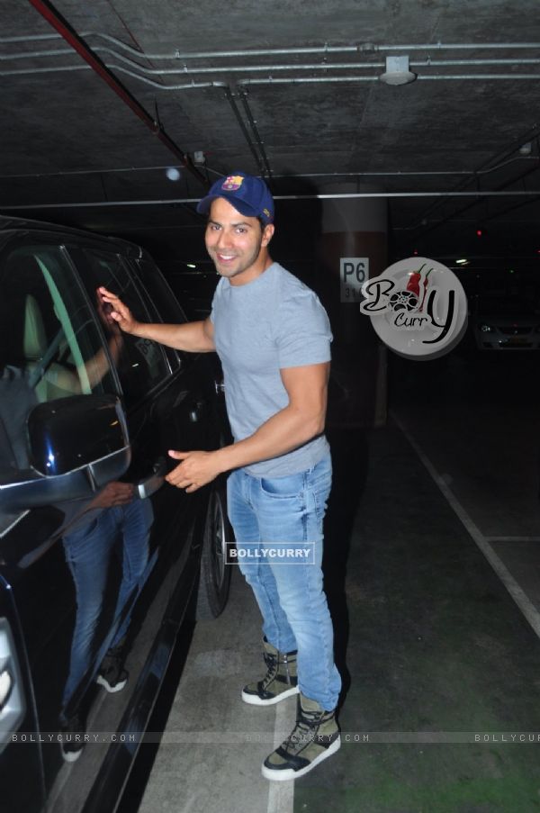 John Abraham and Varun Dhawan return from Abu Dabhi schedule