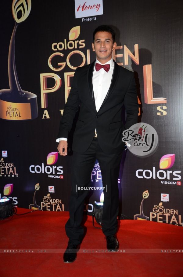 Prince Narula at Golden Petal Awards 2016