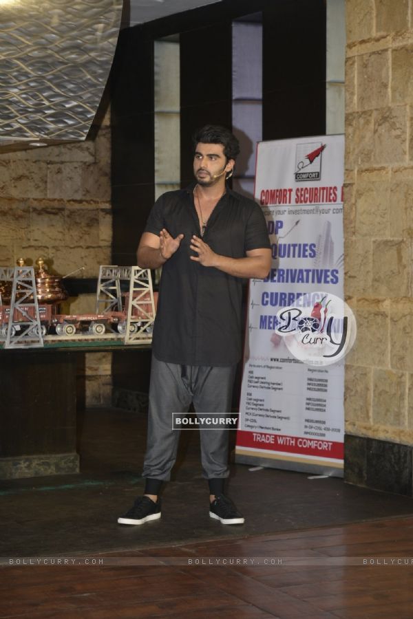 Arjun Kapoor at a Promotional Event of Ki and Ka on Occasion of International Women's Day (399337)