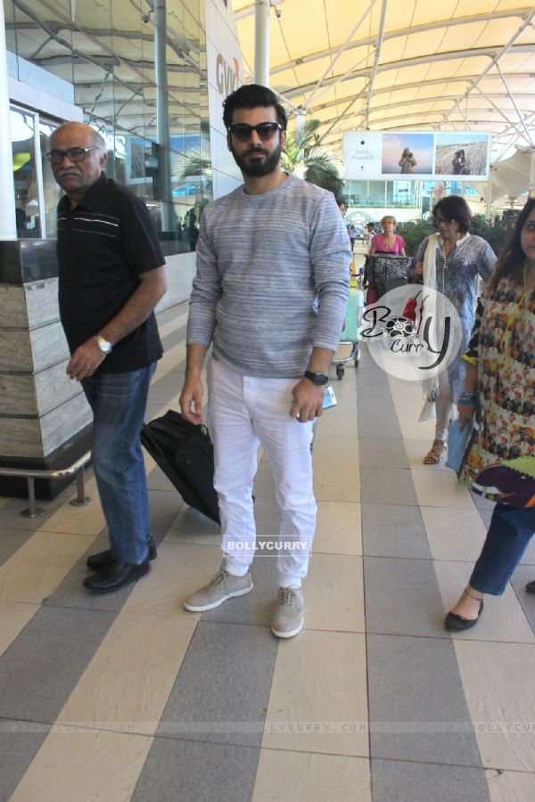 Fawad Khan Snapped at Airport