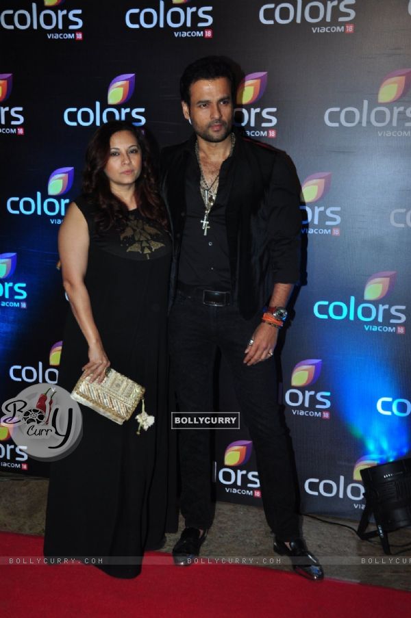 Rohit Roy with Manasi Joshi Roy at Colors TV's Red Carpet Event