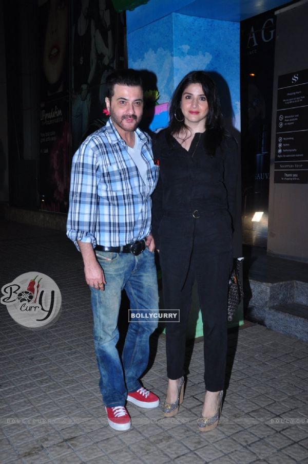 Sanjay Kapoor with wife Maheep Sandhu at Special Screening of Kapoor & Sons