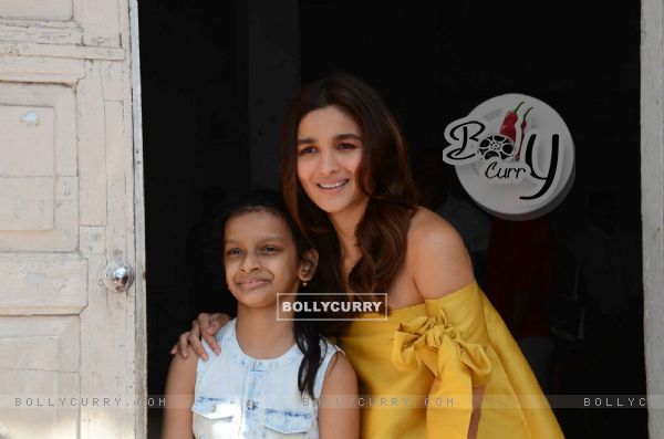 Alia Bhatt for Kapoor & Sons Promotions