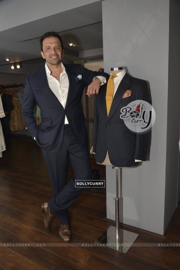 Atul Kasbekar at launch of label at Amy Billimoria House of Design