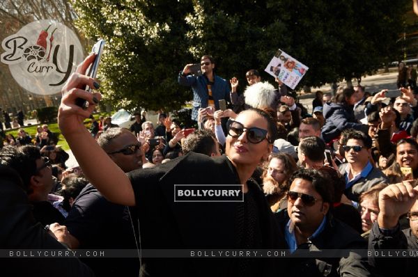 Spotted: Sonakshi Sinha Clicks a selfie with Fans in Madrid for IIFA