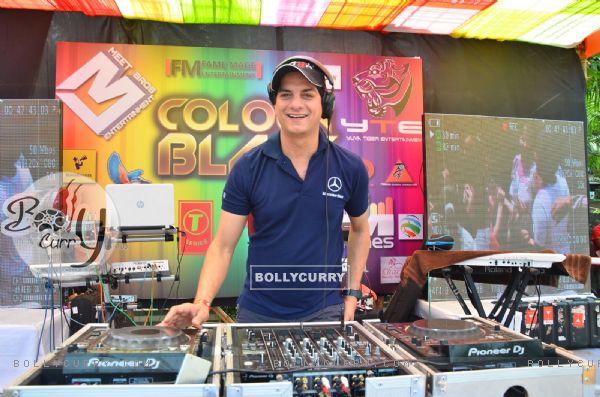 DJ Aqeel at Meet Bros Holi Celebrations