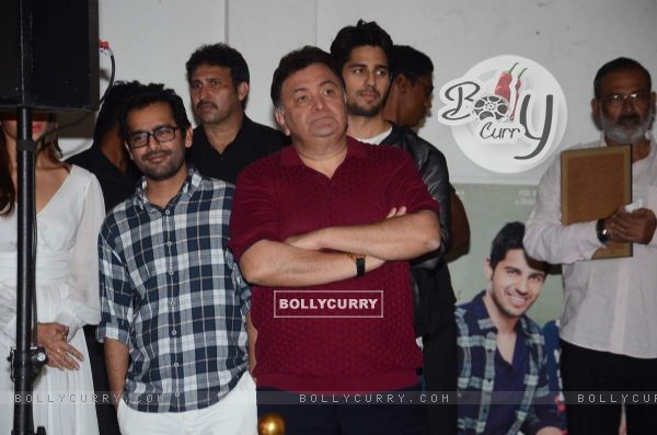 Rishi Kapoor at Kapoor and Sons Success Meet (401116)