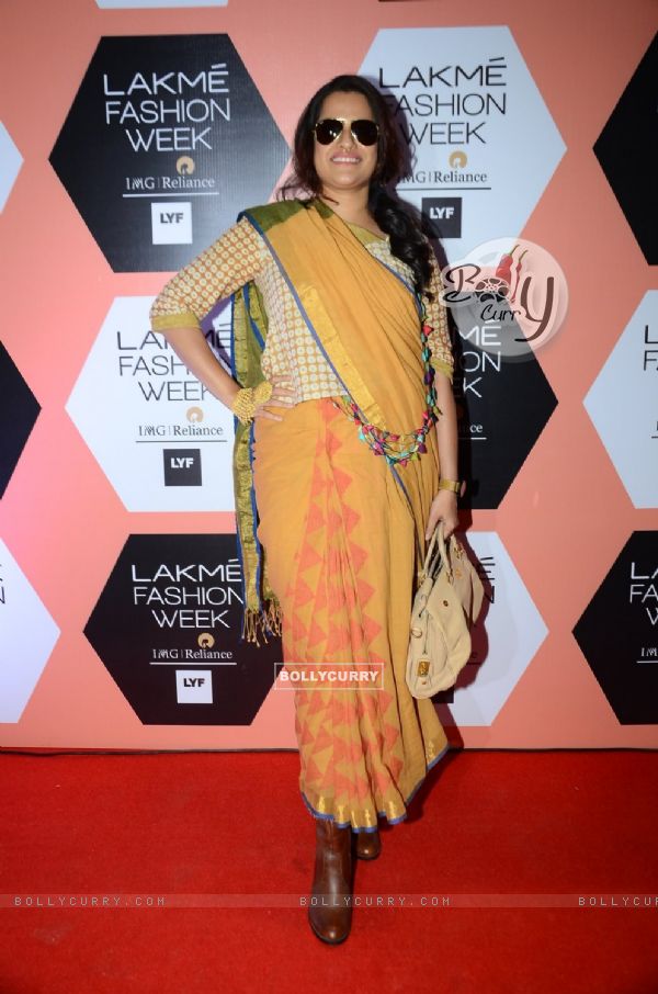 Sona Mohapatra at Lakme Fashion Show 2016!