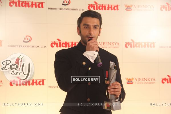 Ranveer Singh at Lokmat Maharashtrian of the Year Awards 2016