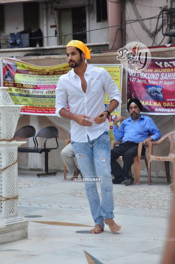 Kunal Verma at Prayer Meet of 'Pratyusha Banerjee'