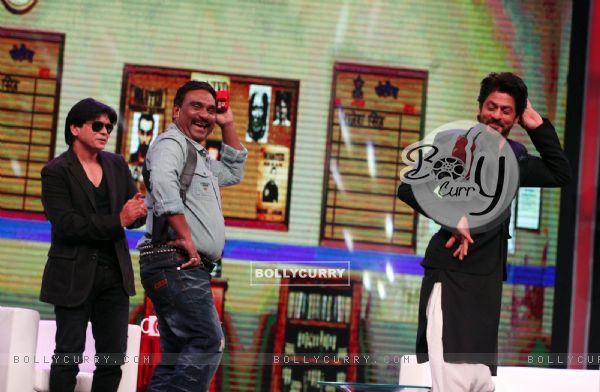Shah Rukh Khan Promotes 'Fan on 'Chala Hawa Yeu Dya' (402965)