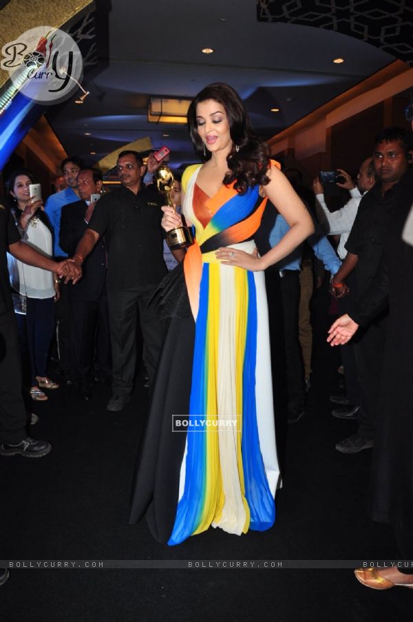 Aishwarya Rai Bachchan at NRI of the Year Awards