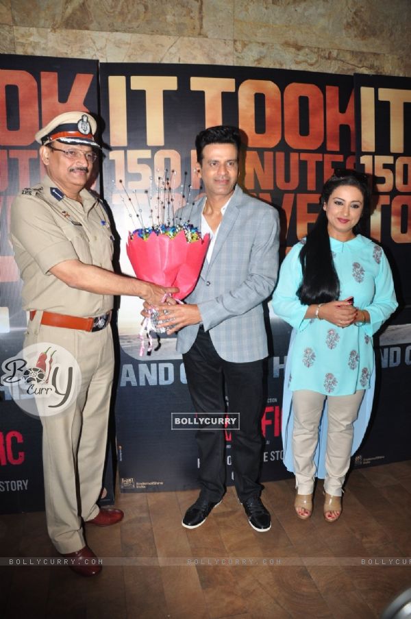 Divya Dutta and Manoj Bajpayee at Trailer Launch of 'Traffic' (403305)