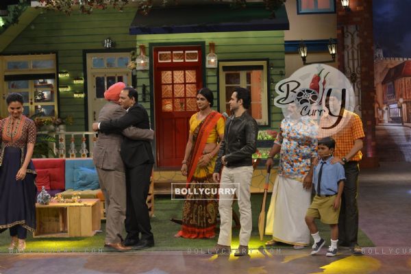 Azhar Meet Navjot during Promotions of 'Azhar' on 'The Kapil Sharma Show'