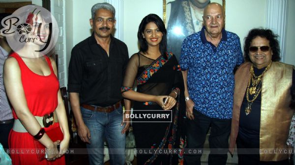 Atul Kulkarni, Bappi Lahiri and Prem Chopra at Mahurat of Film Sayonara Phir Milenge at Lahiri House