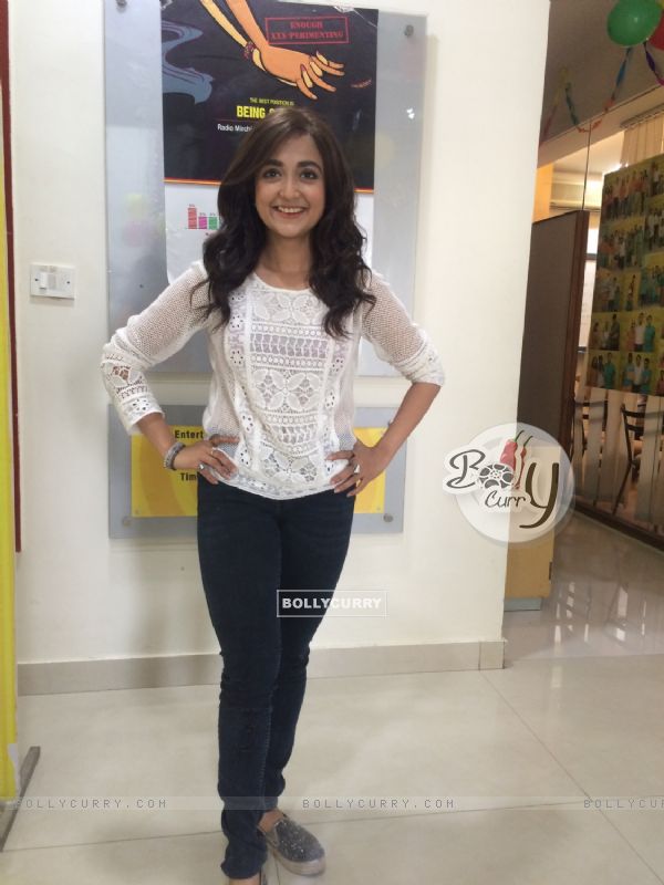Monali Thakur at Radio Mirchi for Promotions of Baaghi (404370)
