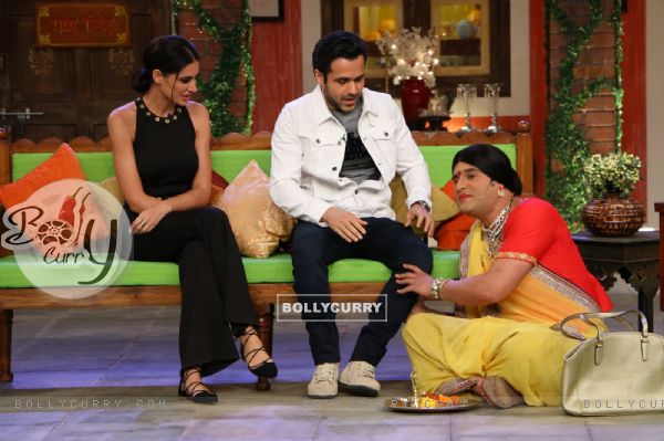 Emraan Hashmi and Nargis Fakhri Promote 'Azhar' on the sets of 'Comedy Nights Live'
