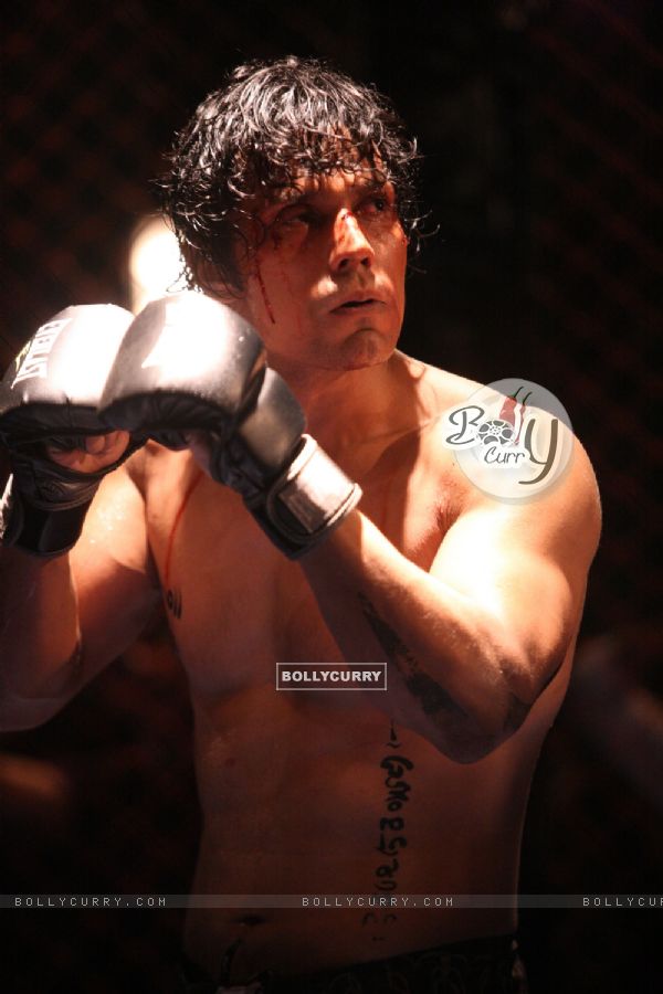 Randeep Hooda's look from ' Do Lafzon ki Kahani'.