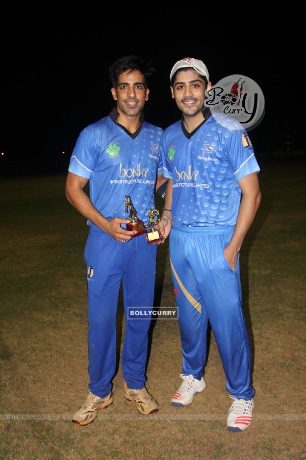 Mudasir Bhatt and Abhishek Kapoor at a cricket match between Daring Dozen & Panthers