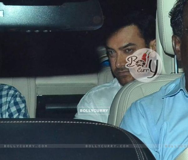 Aamir Khan at Shah Rukh Khan's  Dinner Party for Apple CEO TIM Cook