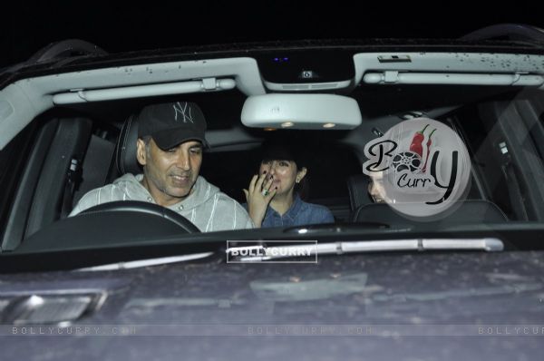 Akshay Kumar and Twinkle Khanna Snapped with Kids at PVR