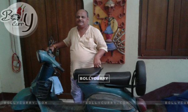 Sujit Narayan Sur with scooter of TE3N driven by Mr Bachchan in Te3n