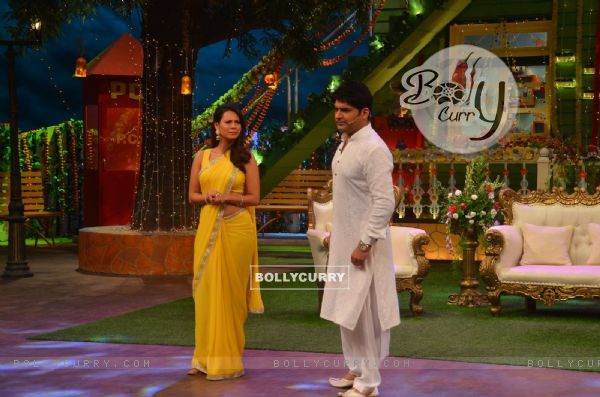 Kapil Sharma & Rochelle Maria Rao Have a Blast on the sets of 'The Kapil Sharma Show'