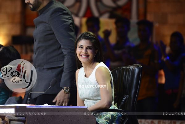 Jacqueline Fernandes has a Blast on the show 'India's Got Talent' (407307)