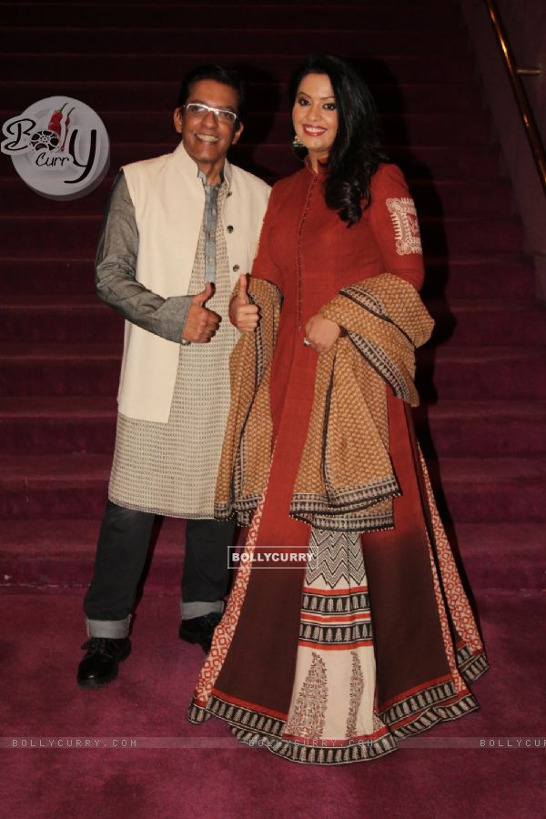 Hemant Trivedi & Amruta Fadnavis Grace the 'Maharahstra Power Walk' Event at NIFT Institute