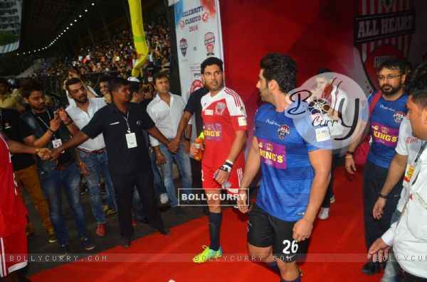 Yuvraj Singh with Arjun Kapoor at the Soccer Match !