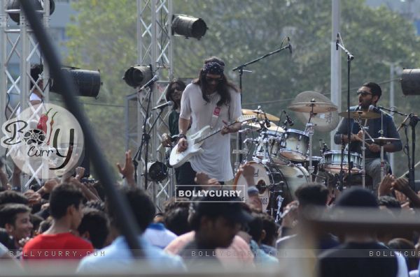 Arjun Rampal Shoots for Live Performance Scene of Rock on 2! (408263)