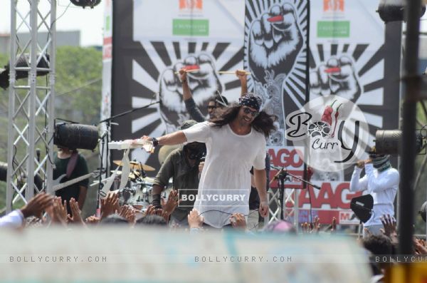 Arjun Rampal Shoots for Live Performance Scene of Rock on 2! (408284)